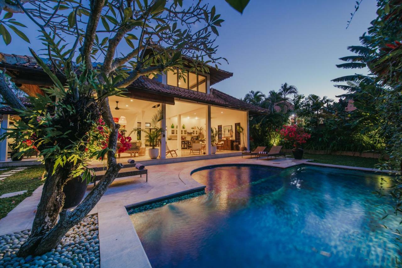 Villa Eight Seminyak  Exterior photo